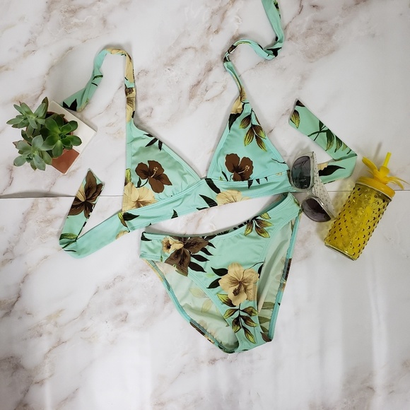 NEXT BY ATHENA floral bikini - Picture 7 of 8